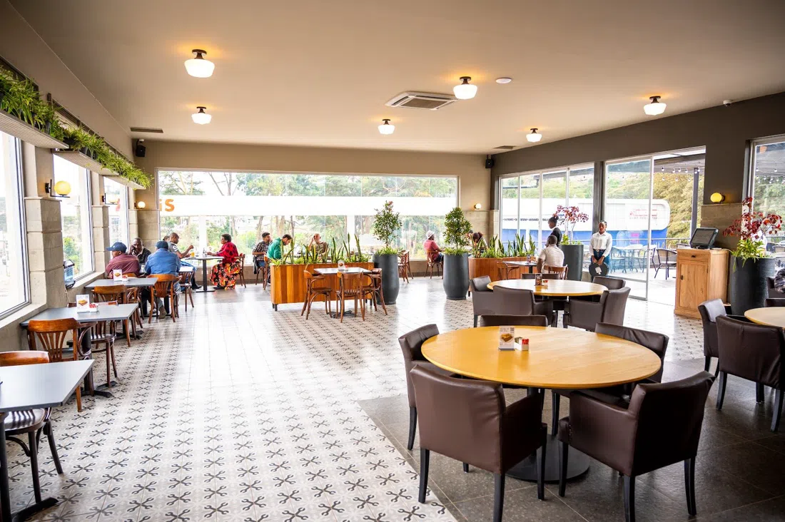 Artcaffé Narok(Rubis Mara Junction 加油站),内罗毕