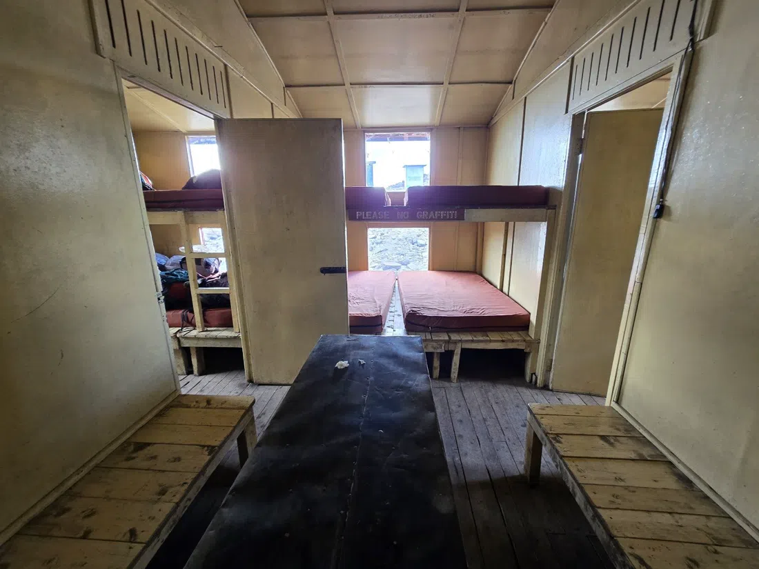 Austrian Hut (Top Hut, 4.790 m), Nairobi