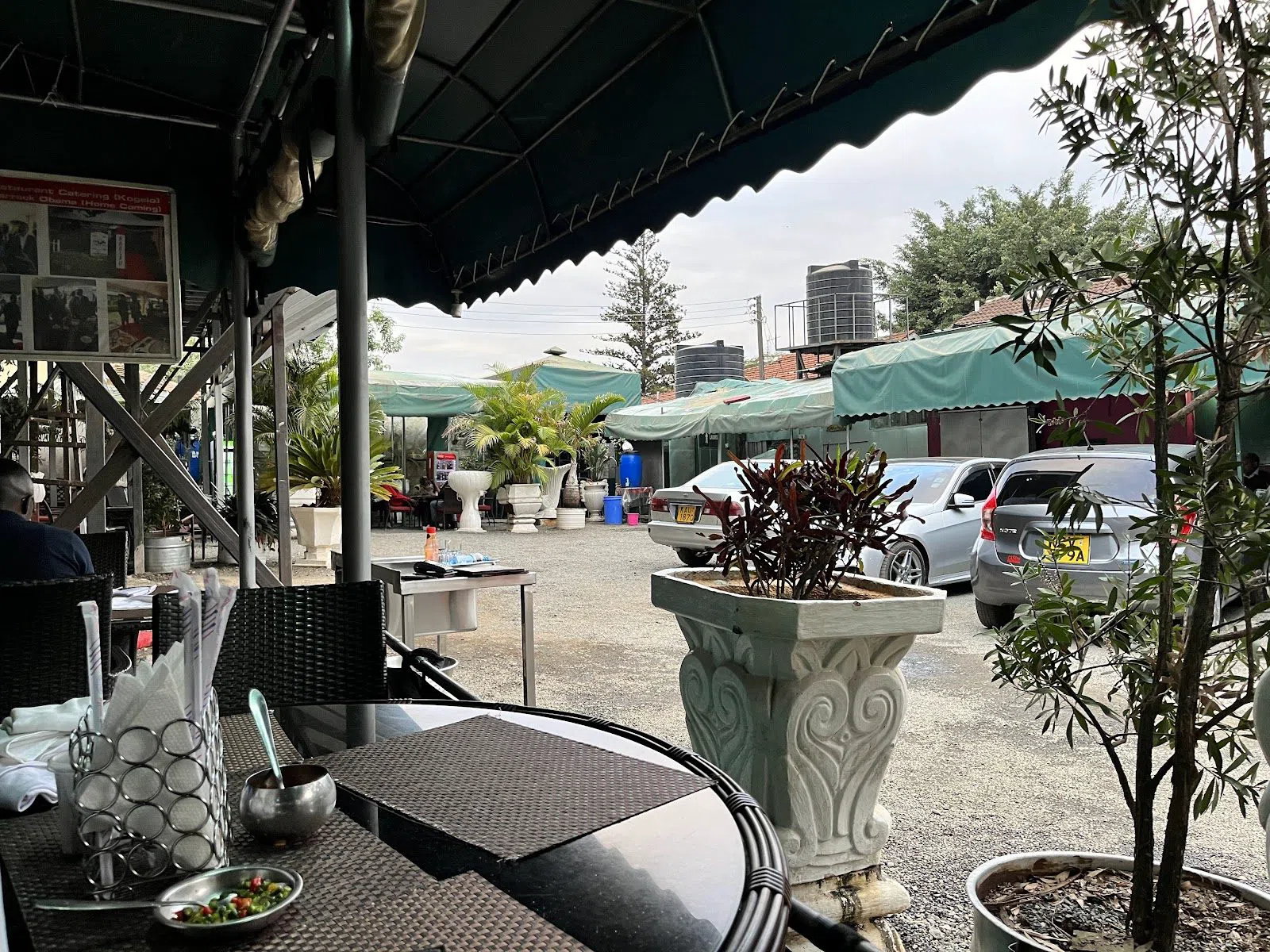 Mama Oliech Restaurant, Nairobi